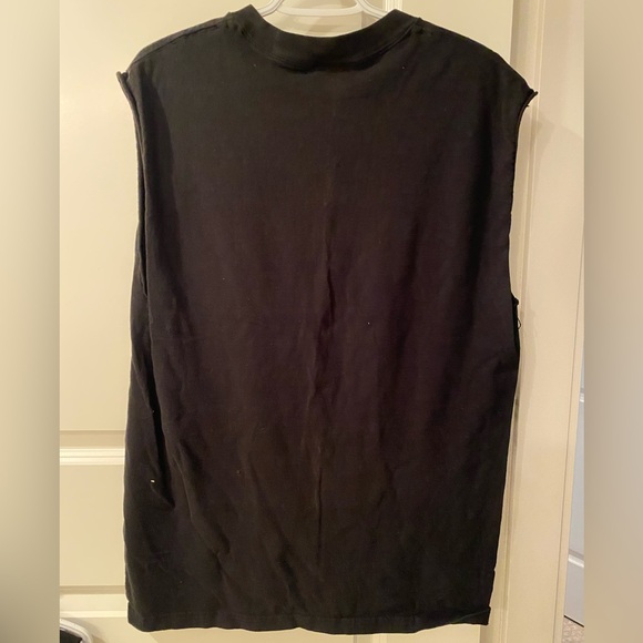 Tank - Size L - Picture 5 of 5